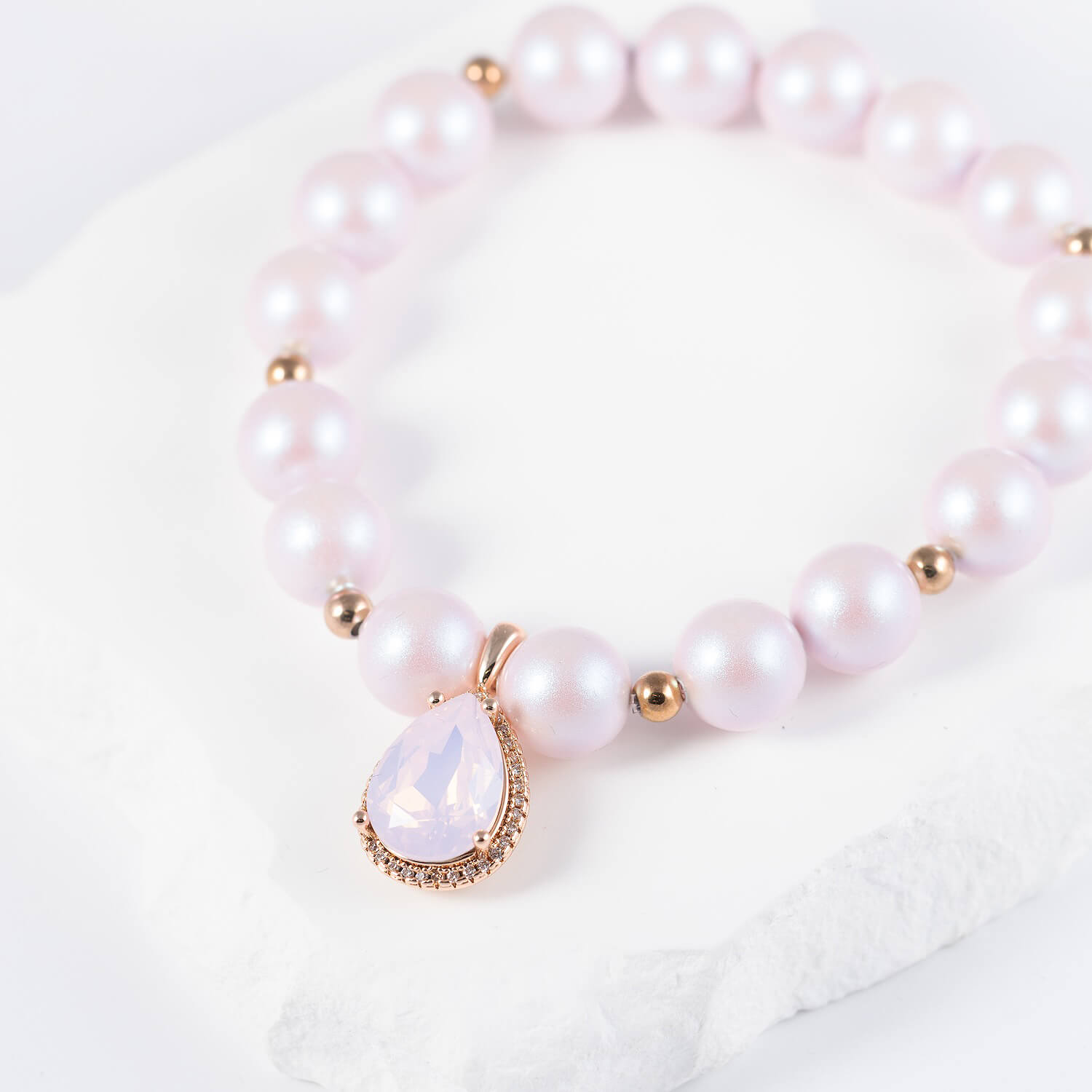 Antialerģisks pērļu rotu komplekts sievietei 'IZABELLA'