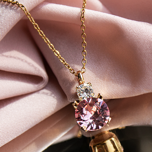 NECKLACES - the beauty and elegance of sparkling crystals