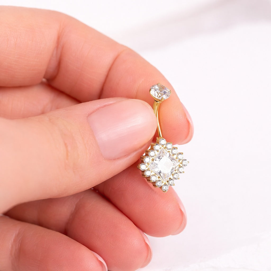 nabas pīrsings ar kristāliem un drošu skrūvējamu aizdari MARTA. Antialerģisks, nesūbē, nesatur niķeli.