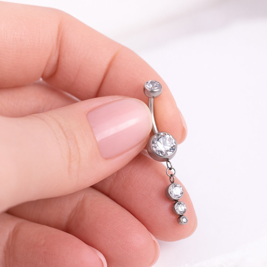 nabas pīrsings ar kristāliem un drošu skrūvējamu aizdari NIKA