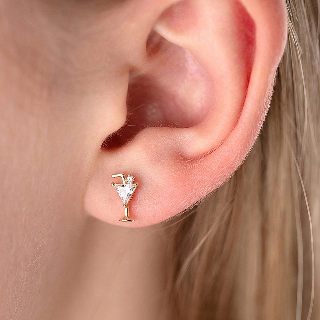 auskari no antialerģiska materiāla ar noturīgu pārklājumu