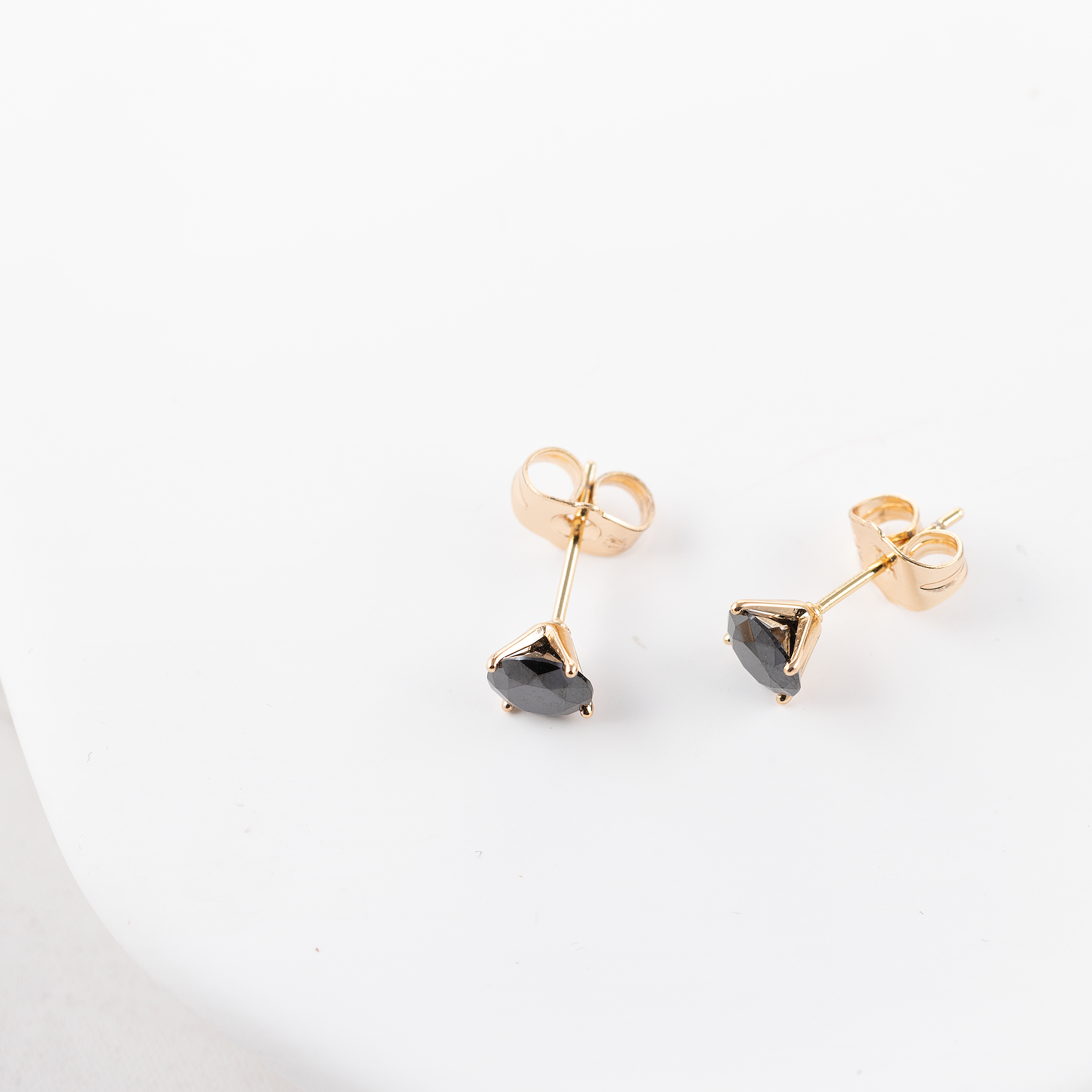 Antialergiski nagliņauskari 'ANNE'